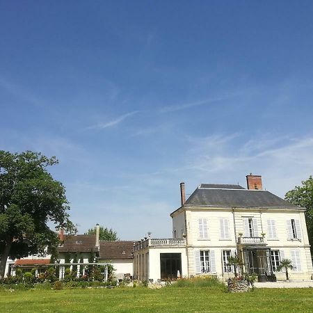 Chateau De Courmelois Champagne Guest House Val de Vesle Екстериор снимка